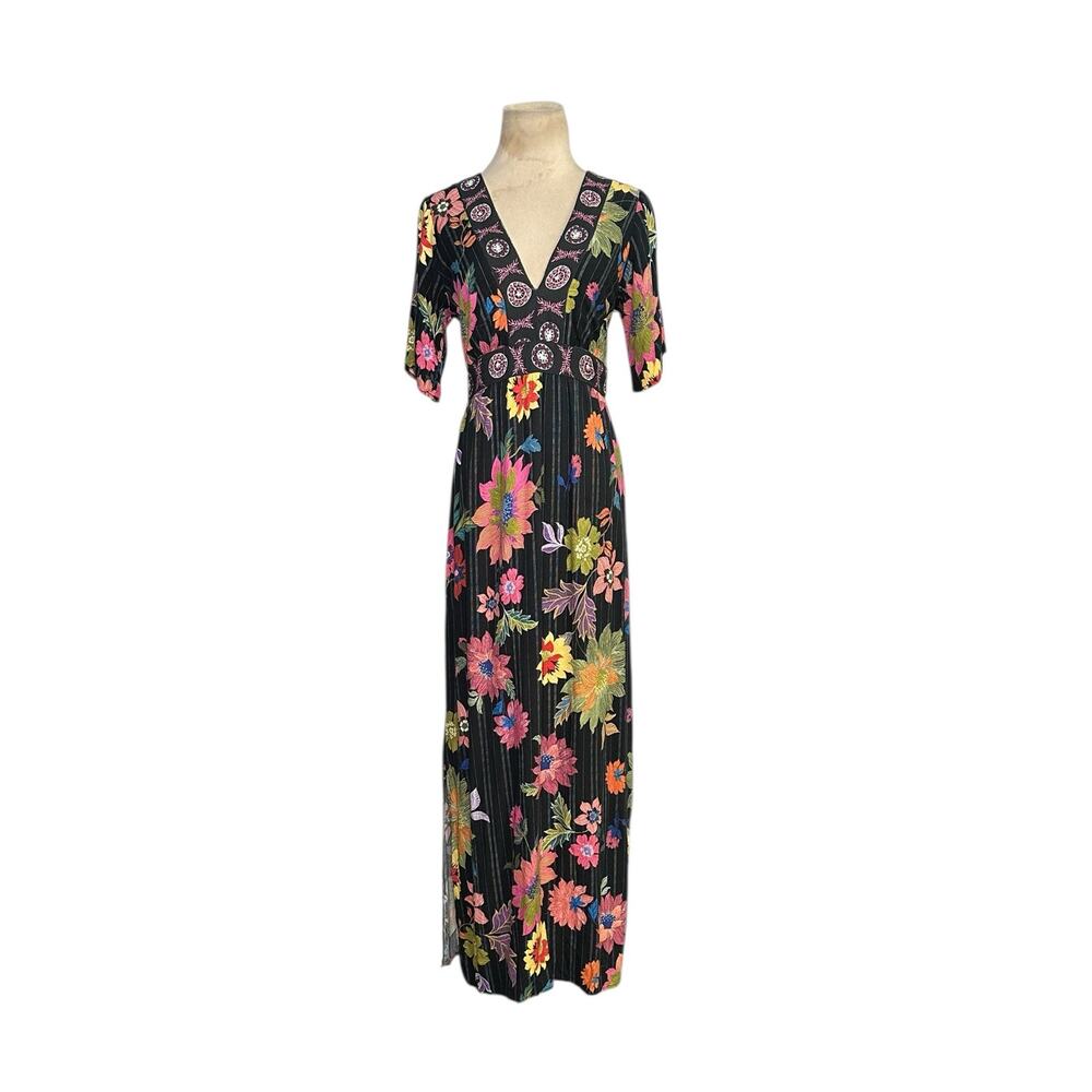 Urban Romantics black pink floral maxi dress size Small